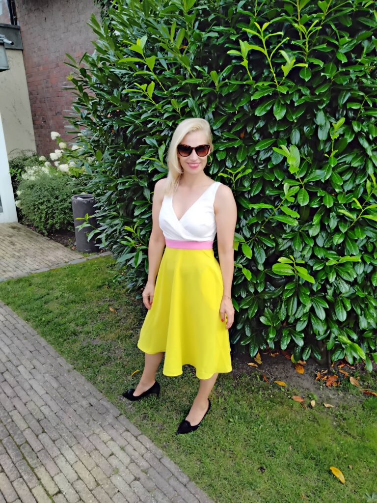gelbes Sommerkleid Carolin Handschuh Lindhorst Missforty Online Shop