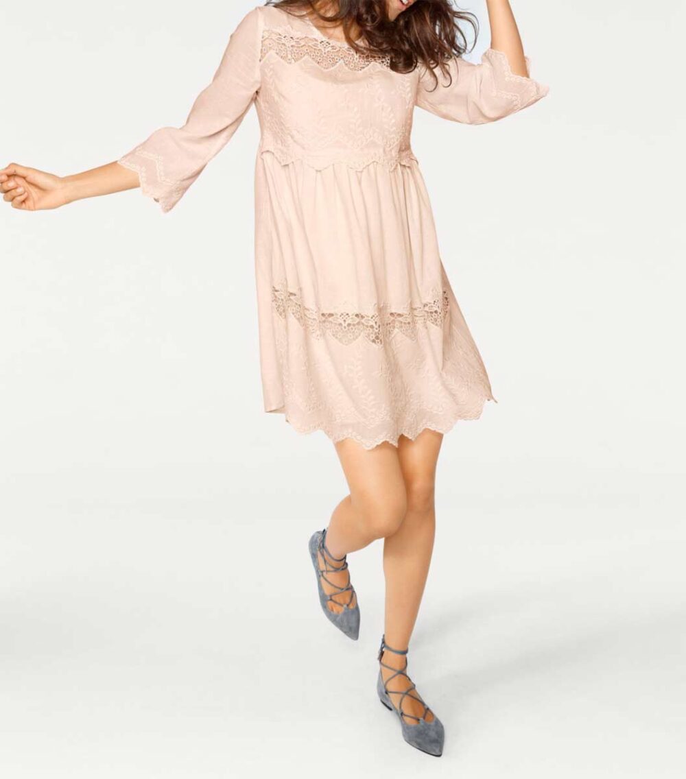 Rosa Kleid mit Spitze Spitzenkleid rosa Linea Tesini puder 002.890 missforty