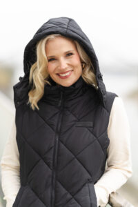 Lange Steppweste in schwarz von missforty germany #missforty#