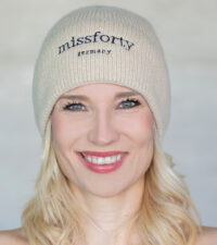 BEANIEBE Damen Strickmütze Beanie Strickbeanie Frauengeschenk Geschenkbox weiß softbeige