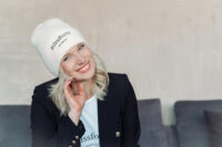 BEANIEIV Damen Strickmütze Beanie Strickbeanie Frauengeschenk Geschenkbox weiß ivory